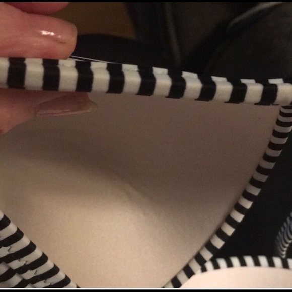 Shade Shore Bikini Swimsuit Top - Picture 5 of 5